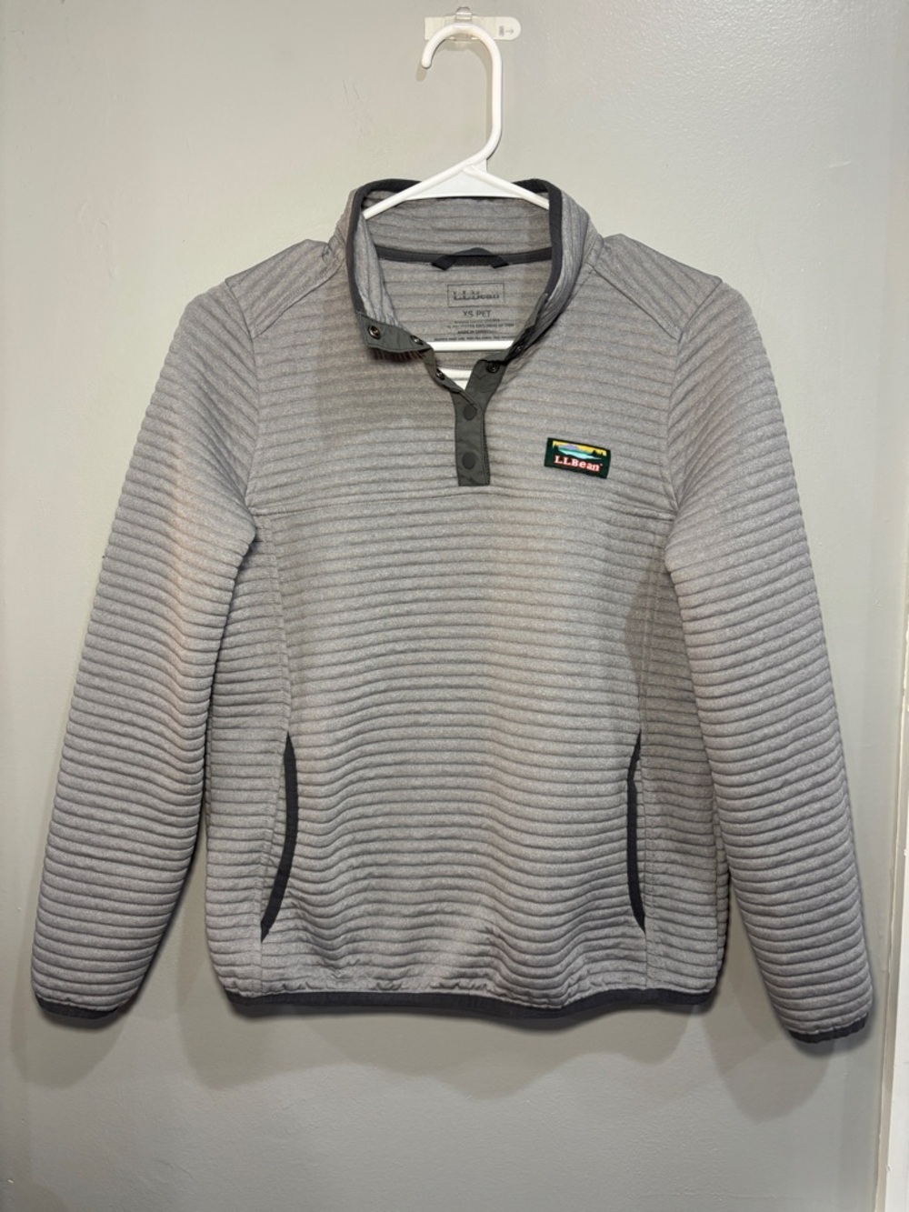LL Bean Airlight Knit Pullover Womens XS Petite Pockets 1/4 Snap Gray